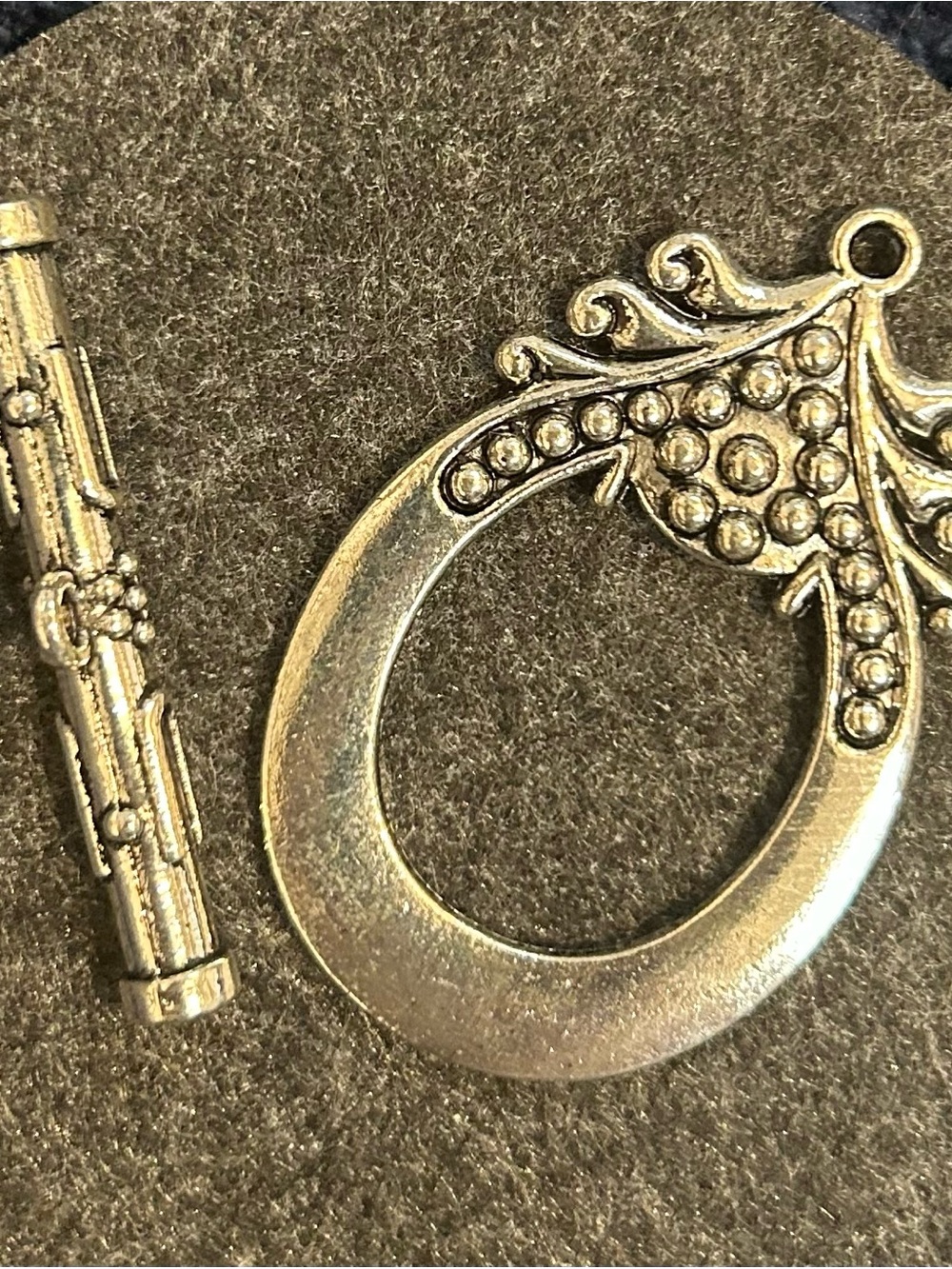 Giant Toggle Clasp